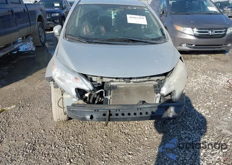 2016 Nissan Versa Note S (Sr)/S Plus/Sl/Sr/Sv z USA, uszkodzony, nr VIN 3N1CE2CP7GL373216